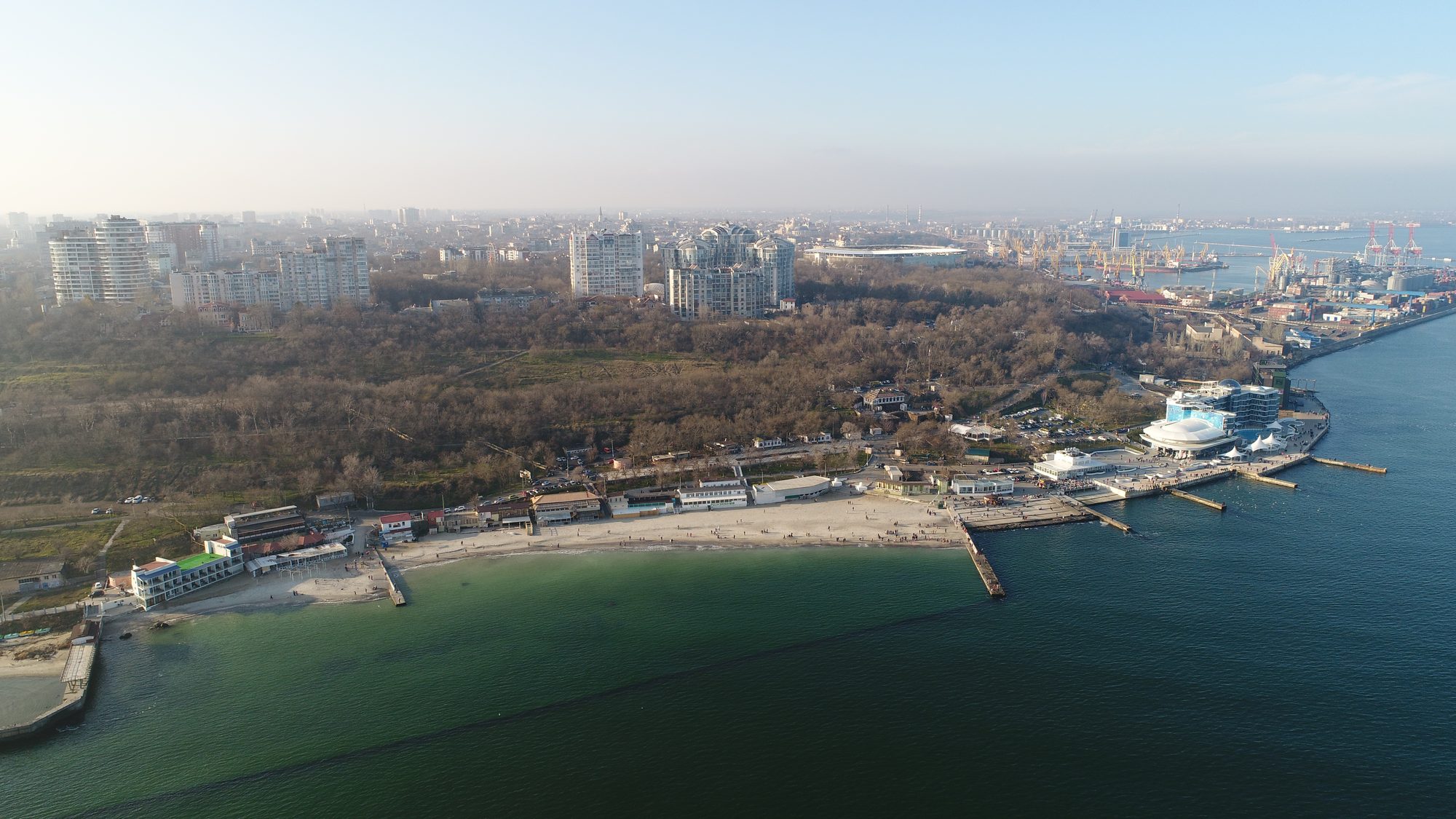 Пляж Ланжерон в Одесі з висоти, 2018 рік
